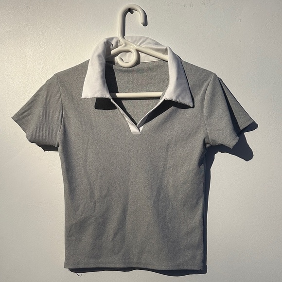 Temu Grey Baby Tee - Picture 3 of 4